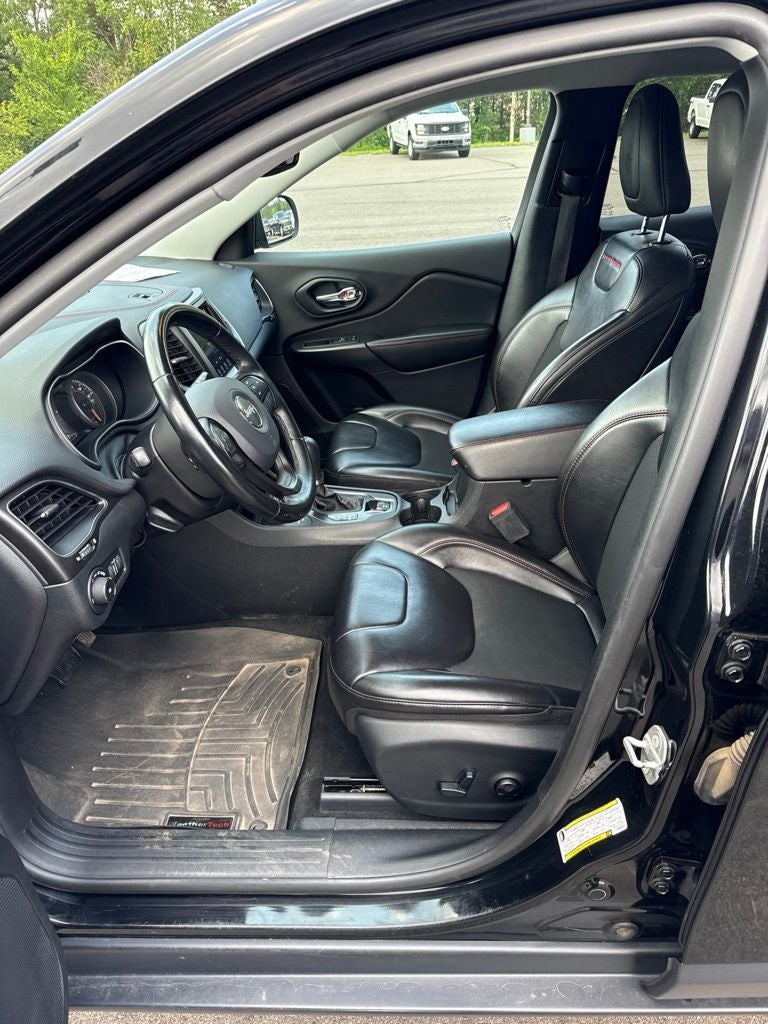 2020 Jeep Cherokee Trailhawk