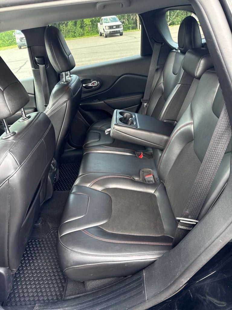 2020 Jeep Cherokee Trailhawk