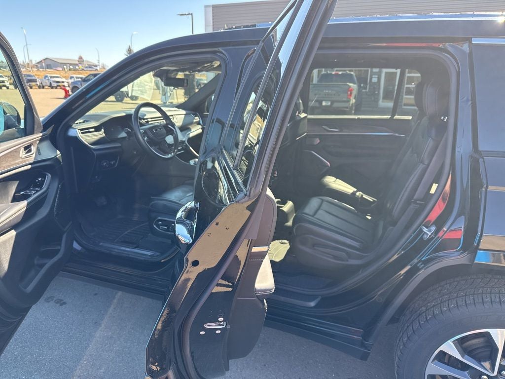 2021 Jeep Grand Cherokee L Overland