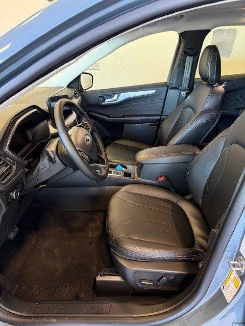 2026 Ford Escape Platinum