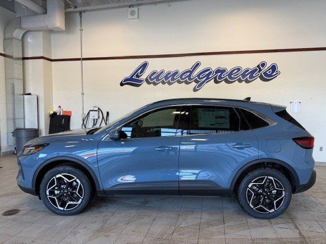 2026 Ford Escape Platinum