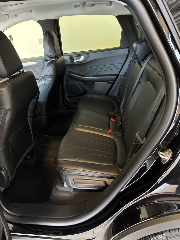 2026 Ford Escape Platinum