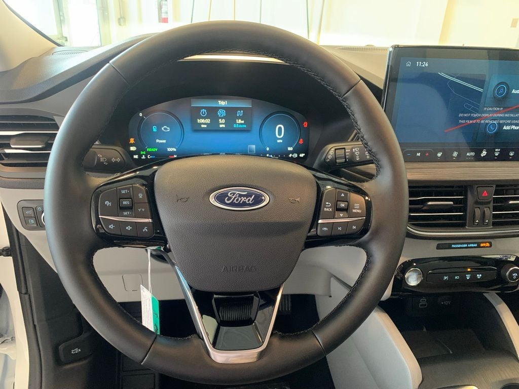 2026 Ford Escape Hybrid Platinum