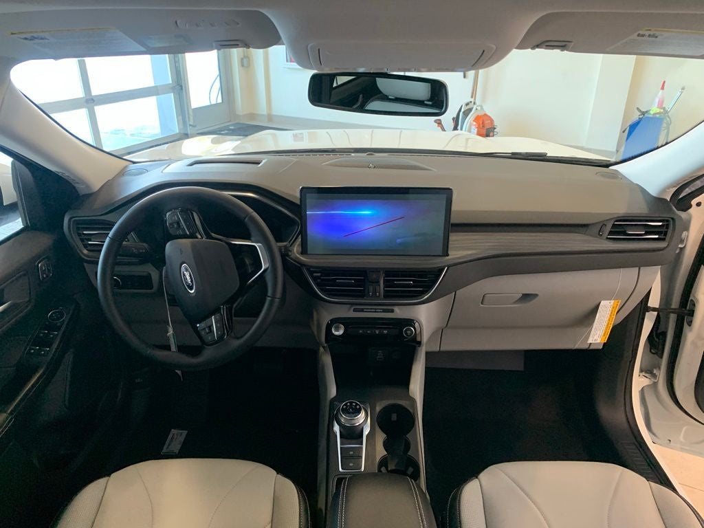 2026 Ford Escape Hybrid Platinum