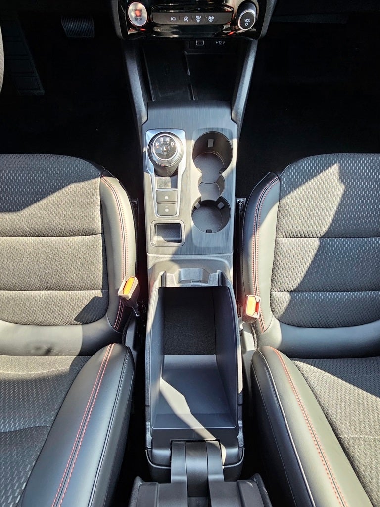 2025 Ford Escape ST-Line Select