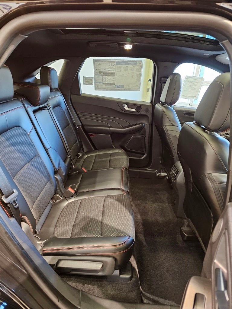 2025 Ford Escape ST-Line Select