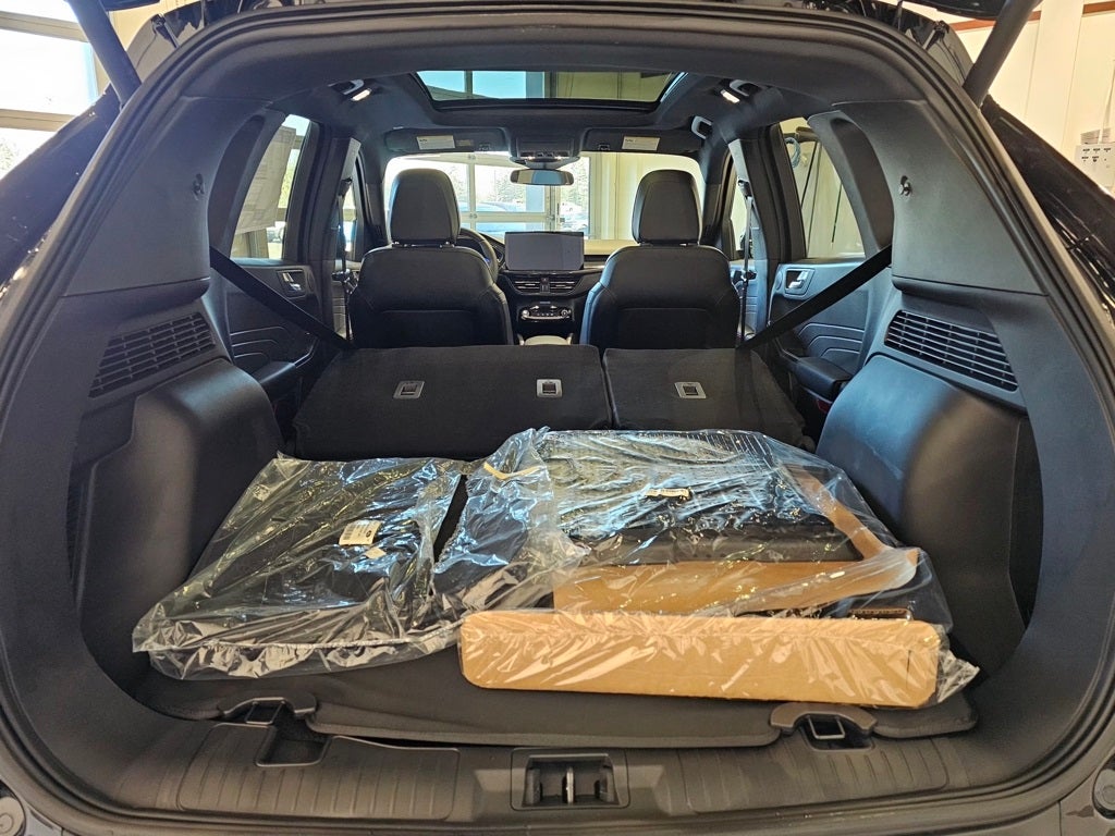 2025 Ford Escape ST-Line Select