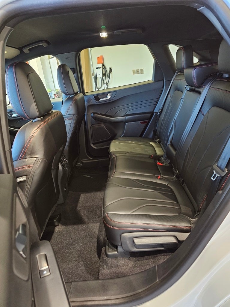 2026 Ford Escape ST-Line Elite