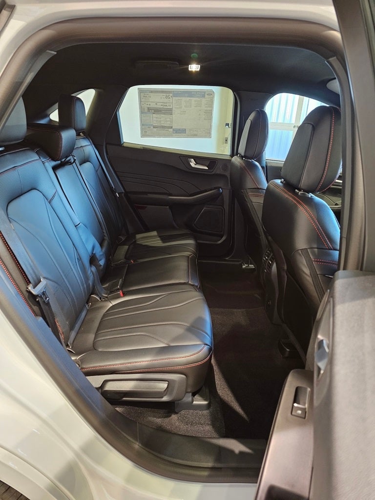 2026 Ford Escape ST-Line Elite