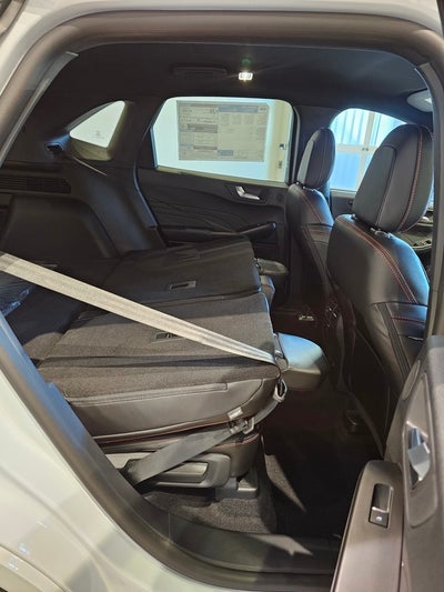 2026 Ford Escape ST-Line Elite