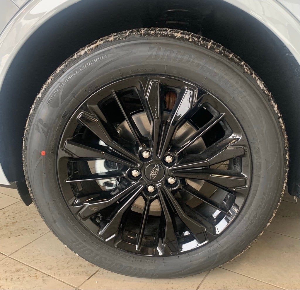 2026 Ford Escape ST-Line Elite