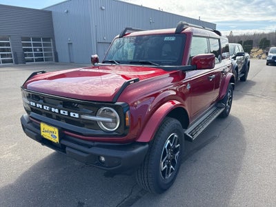2026 Ford Bronco Outer Banks