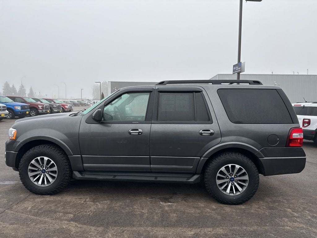 Used 2017 Ford Expedition XLT with VIN 1FMJU1JT7HEA59385 for sale in Eveleth, Minnesota