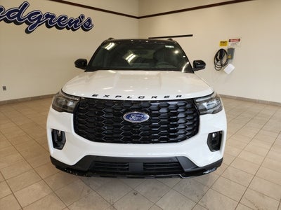 2025 Ford Explorer ST-Line