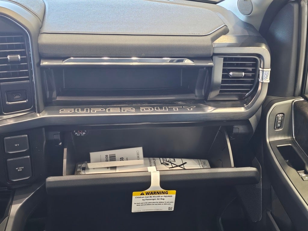 2026 Ford F-350SD Lariat