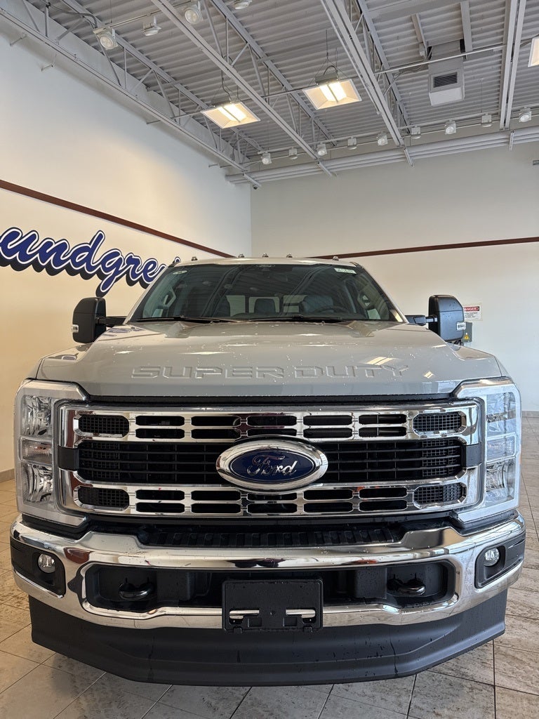 2026 Ford F-350SD XLT