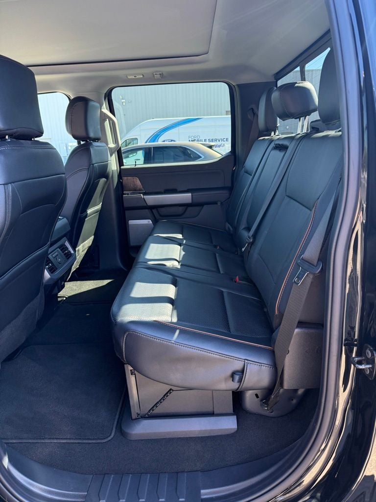 2025 Ford F-350SD Lariat