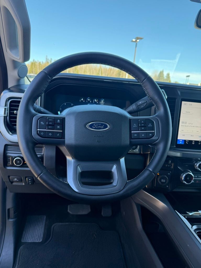 2025 Ford F-350SD Lariat