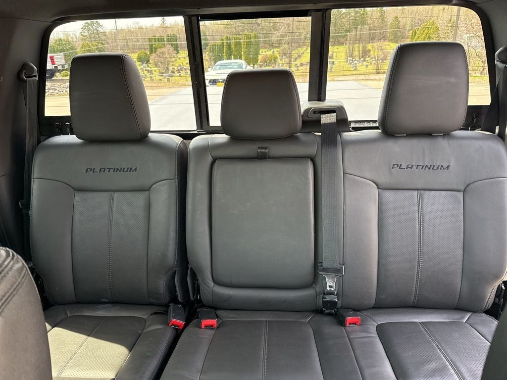 2013 Ford F-350SD Platinum DRW