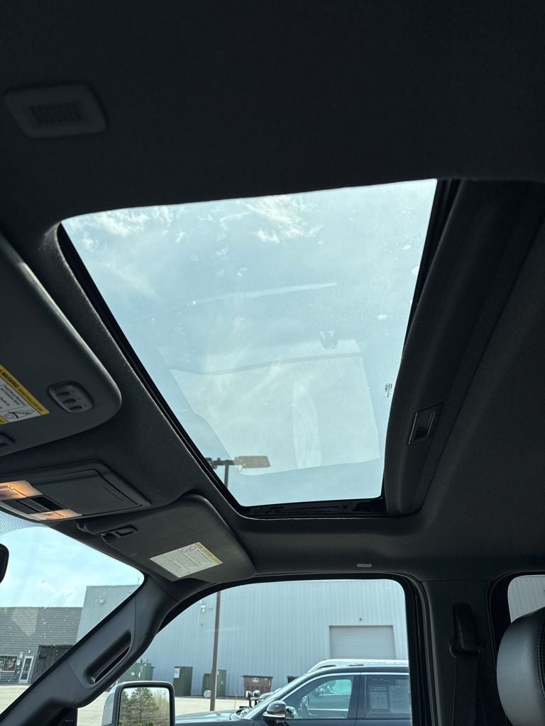 2013 Ford F-350SD Platinum DRW