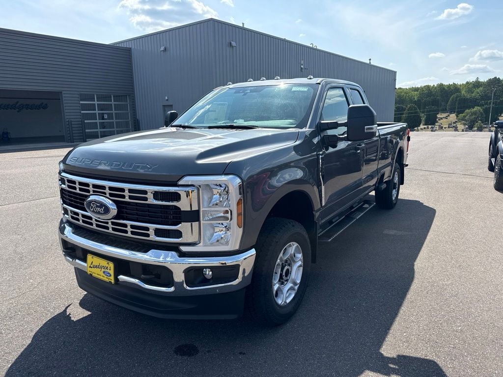 2026 Ford F-350SD XLT