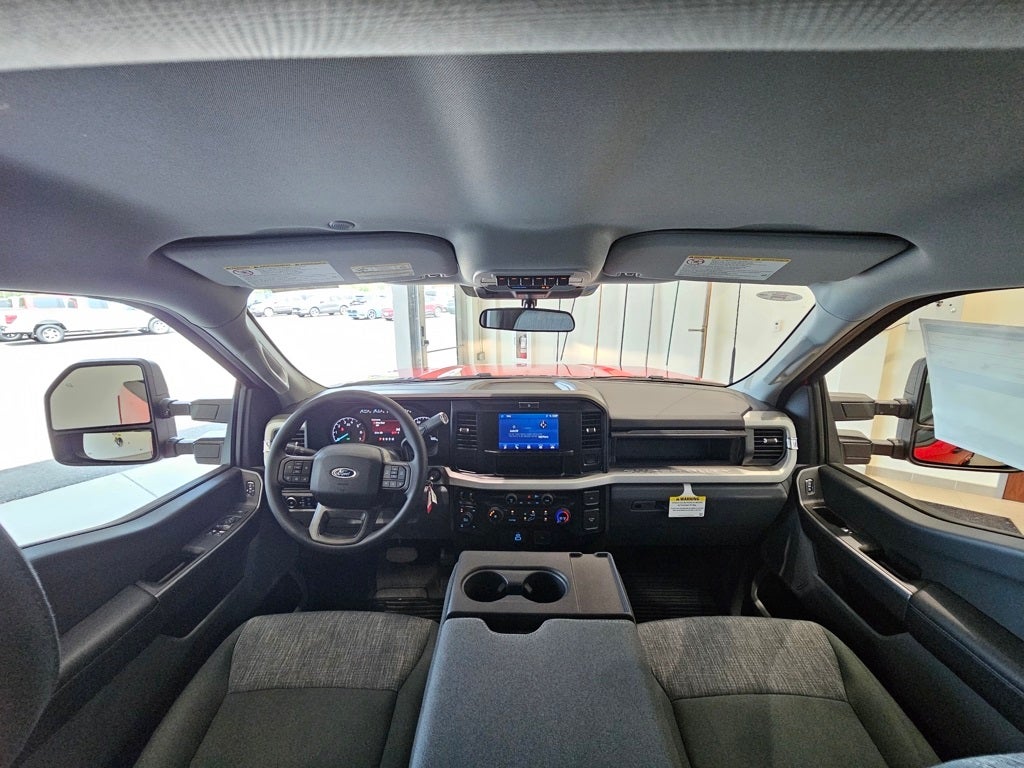 2025 Ford F-350SD XLT