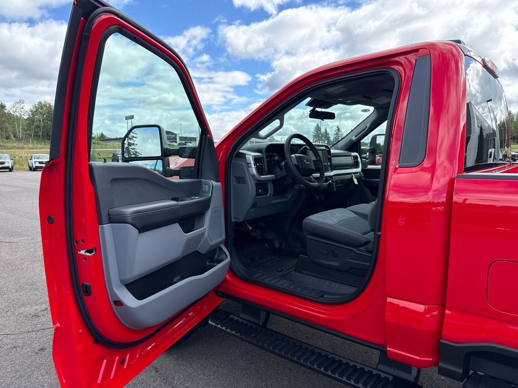 2026 Ford F-350SD XLT