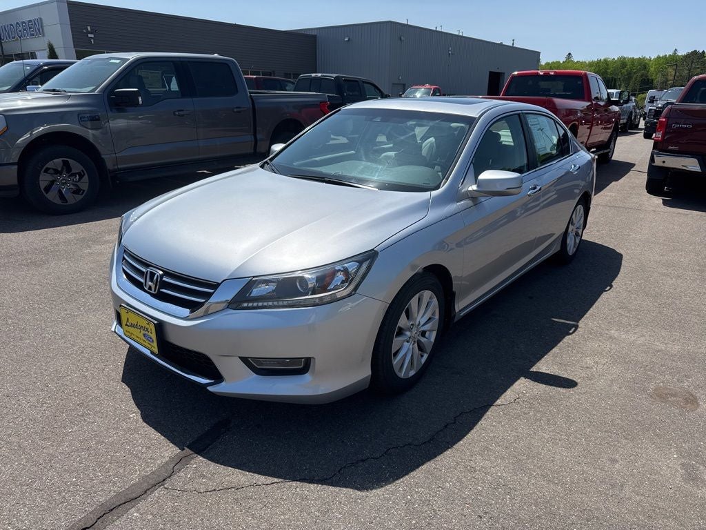 2013 Honda Accord EX-L Auto's photo