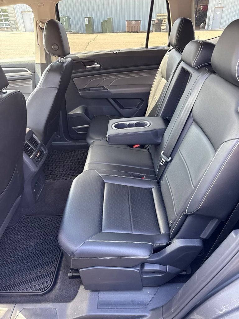2021 Volkswagen Atlas 3.6L V6 SE w/Technology R-Line
