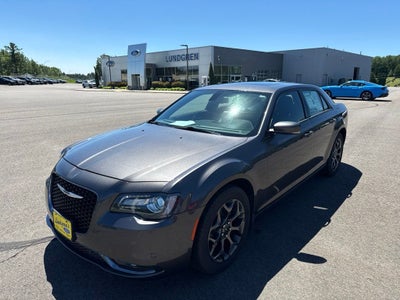 2018 Chrysler 300 S