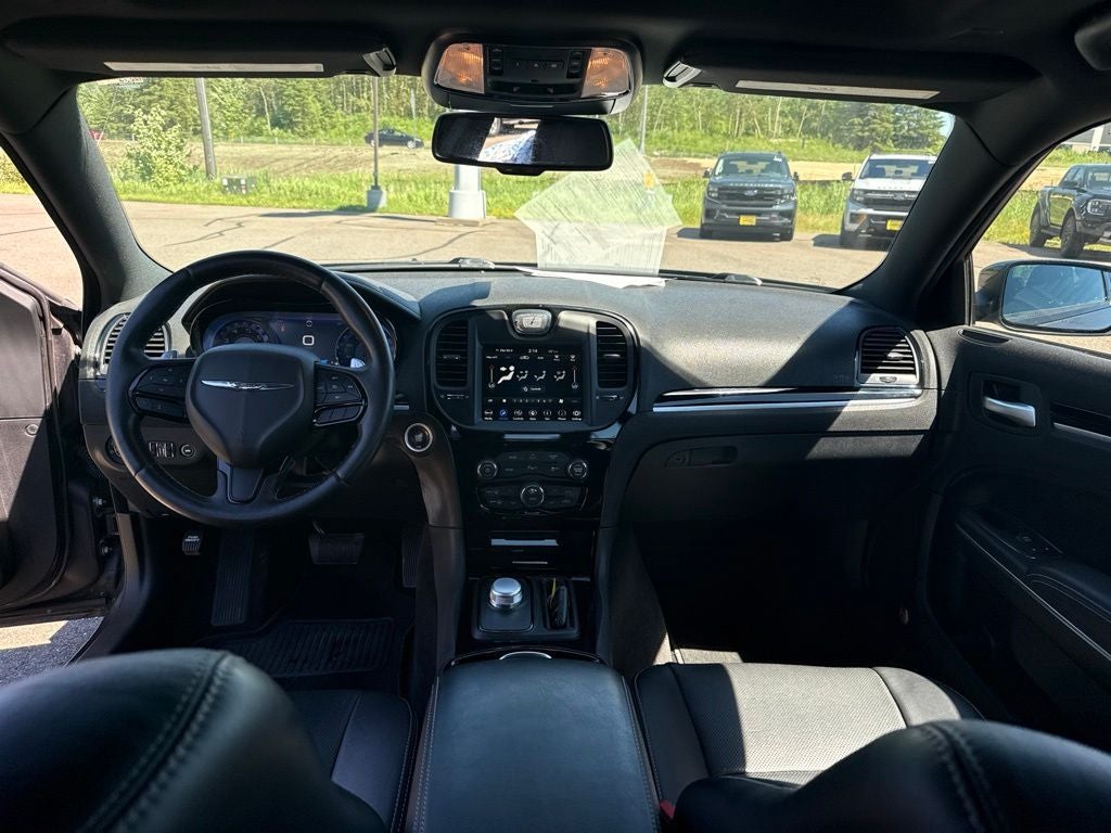 2018 Chrysler 300 S