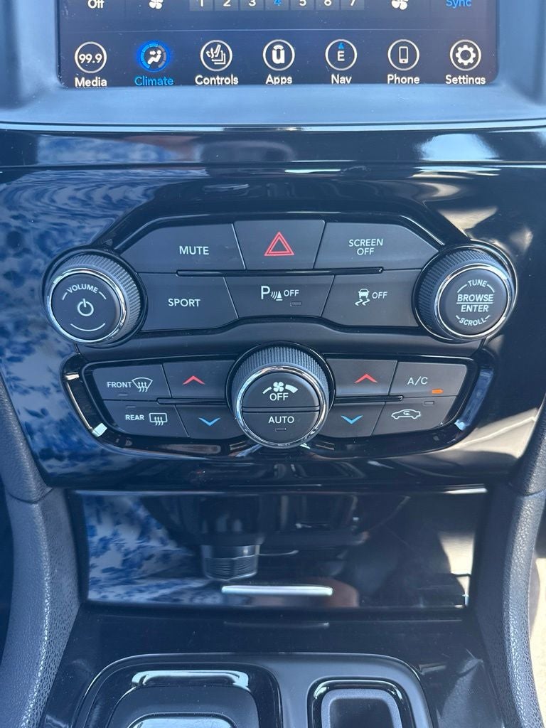 2018 Chrysler 300 S