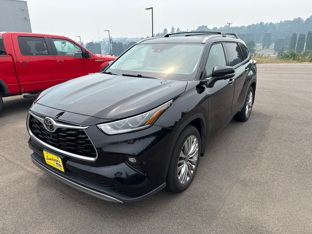 2023 Toyota Highlander Platinum