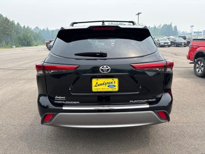2023 Toyota Highlander Platinum