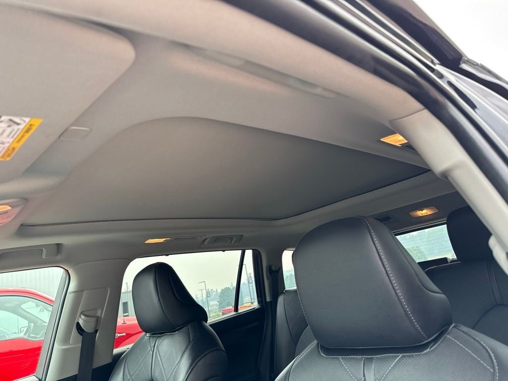 2023 Toyota Highlander Platinum