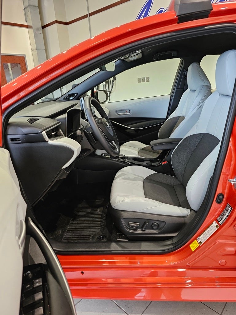 2023 Toyota Corolla Hatchback XSE