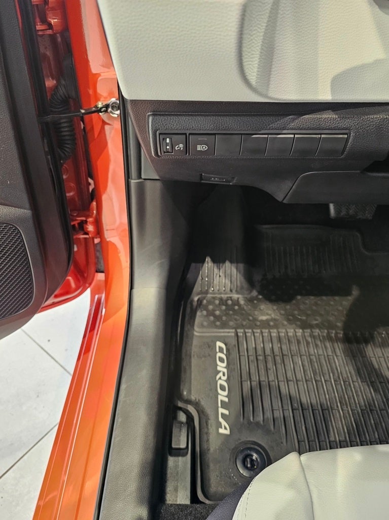 2023 Toyota Corolla Hatchback XSE