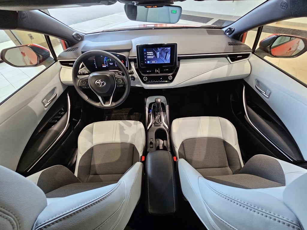 2023 Toyota Corolla Hatchback XSE