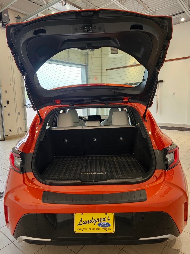 2023 Toyota Corolla Hatchback XSE