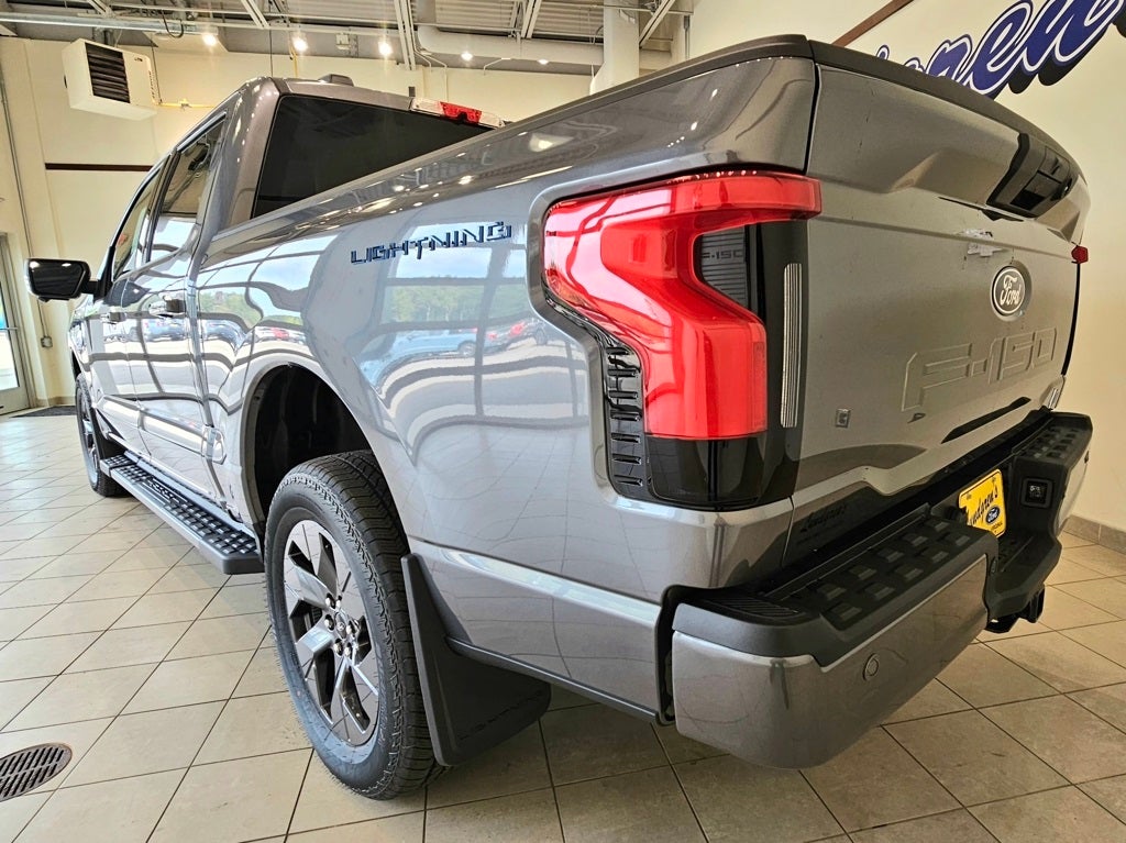 2025 Ford F-150 Lightning Flash™